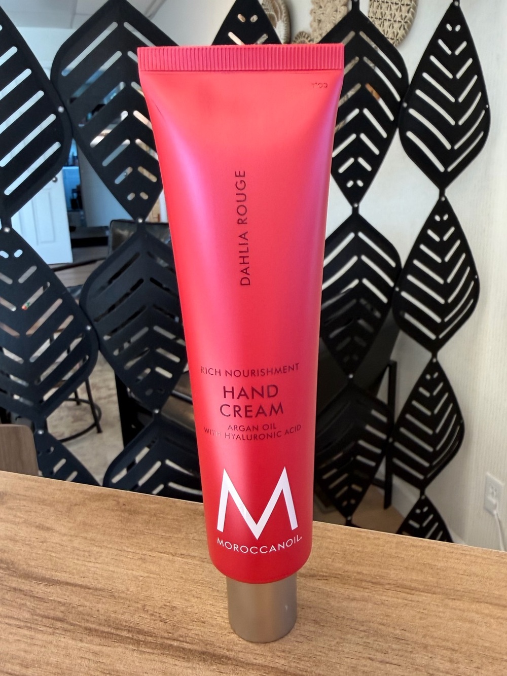 Moroccanoil Dahlia Rouge Hand Cream